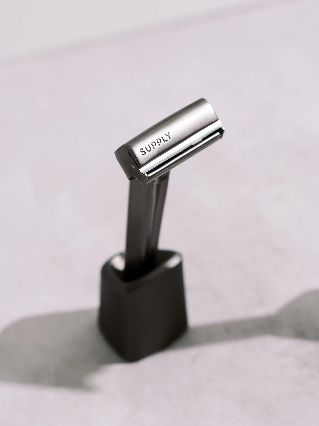 Herravörur - The Single Edge PRO Rakvélin frá Supply