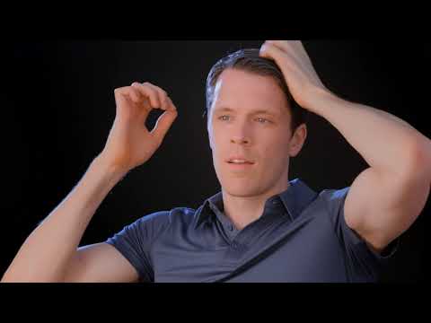 Herravörur - Brickell Styling Clay Pomade for Men video